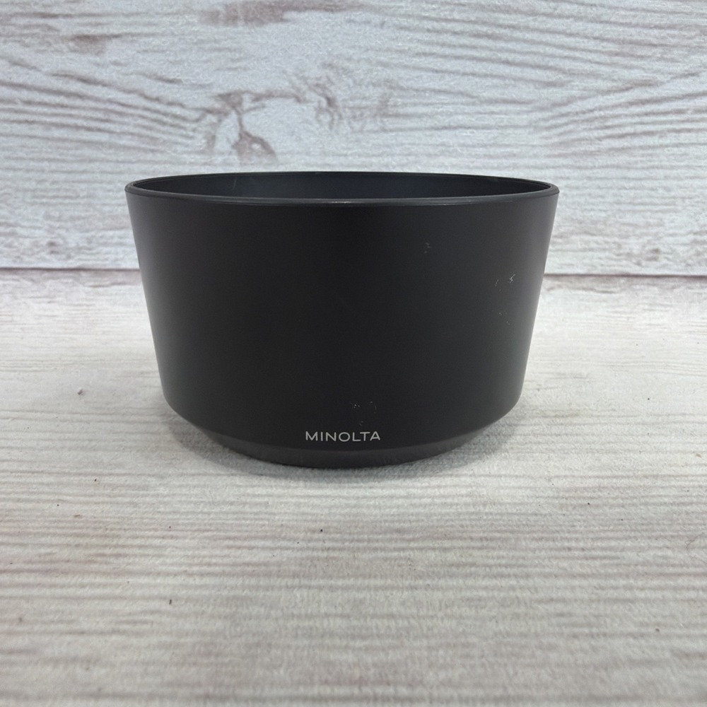 Minolta A 75-300mm f4.5-5.6 D Snap-On Lens Hood